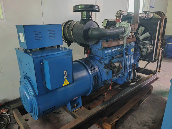 锦州100kW柴油发电机组使用多级机油有哪些优缺点？